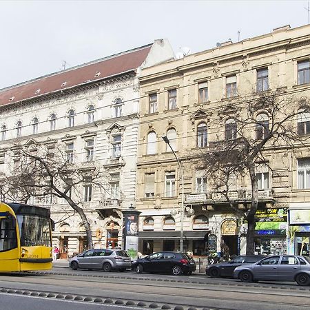 Authentic Grand Boulevard Budapest Luaran gambar