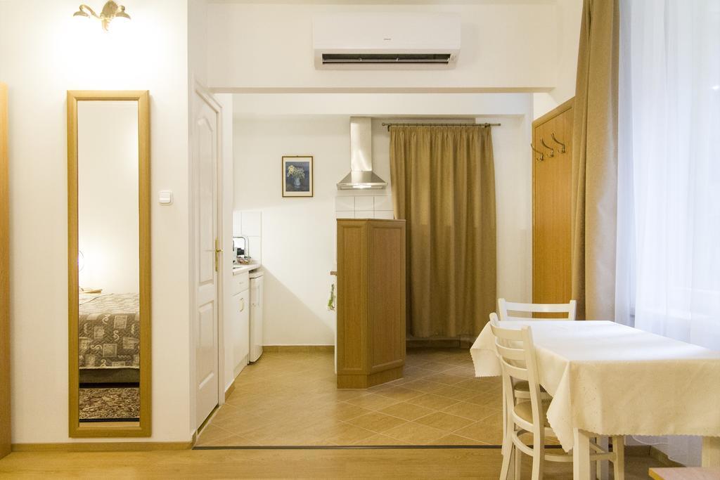 Authentic Grand Boulevard Budapest Luaran gambar